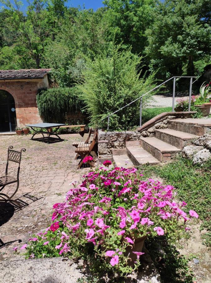 Agriturismo Le Cantine Poggibonsi Esterno foto